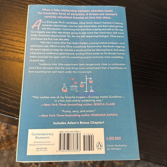 The love hypothesis by Ali hazelwood romance booktok - Picture 3 of 3